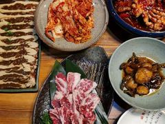 -草家酱蟹炭火烤肉店(珲春南路一店)