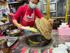 -泸沽肴(泸沽湖大洛水村农村信用社旁店)