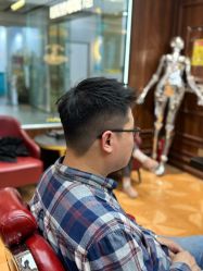 -海文先生国潮烫染男士理发馆