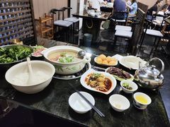 -黔府豆米火锅野菜馆(南马店)