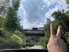 -雅鲁激流探险漂流