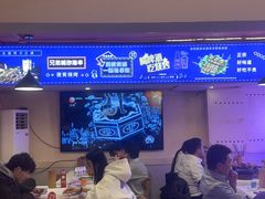 -海盗船. 龙虾烧烤. 酒馆