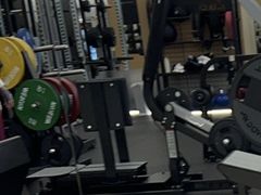 -Z&B Fitness Studio·Gym(前滩L+PLAZA店)