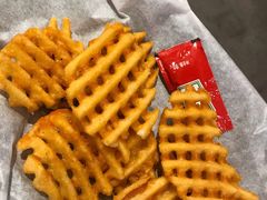 香酥薯格-卡乐星(美罗城店)