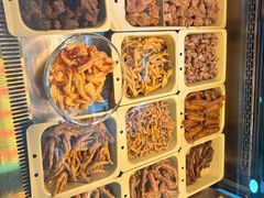 -绝味鸭脖(曼哈顿广场店)