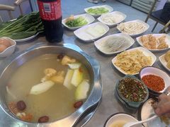 -光头药膳鸡(莱茵小镇店)