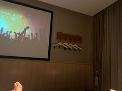 -新盈光·云会所(百丈东路店)