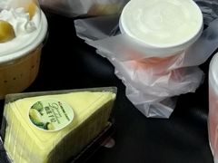 -华荣西饼屋(金禧店)