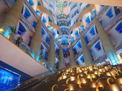 -迪拜帆船酒店海底餐厅