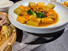 -花溪雨·森林餐厅(石基店)