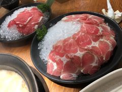 -呷哺呷哺(普陀乐购真北店)