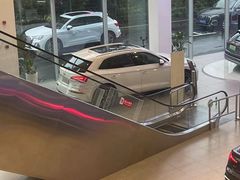 -上海永达奥诚奥迪4S店(申江路店)