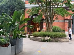-墨居上隐·院子里火锅(峨眉店)