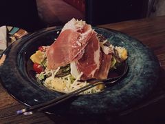 蜜瓜火腿芝士色拉-SISTERS BAR RESTAURANT川意酒馆(嘉善老市H楼店)