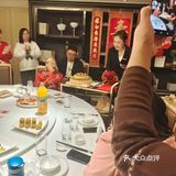 昨天是姥姥101岁寿宴，是我们家的大喜事，我们早早的