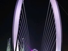 -南京眼步行桥