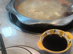 -光头药膳鸡(莱茵小镇店)