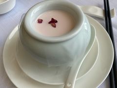 燕窝酸奶-北京厨房(西安SKP店)