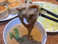 -清真吴记门钉肉饼·喜多利