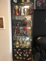 -Black Tattoo Studio