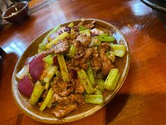 爆炒小黄牛-苗湘食府(十年店)