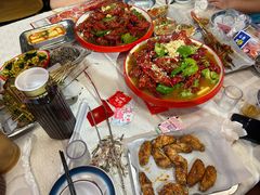 -海盗船. 龙虾烧烤. 酒馆