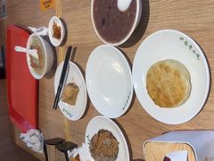 -护国寺小吃店(红莲南路店)