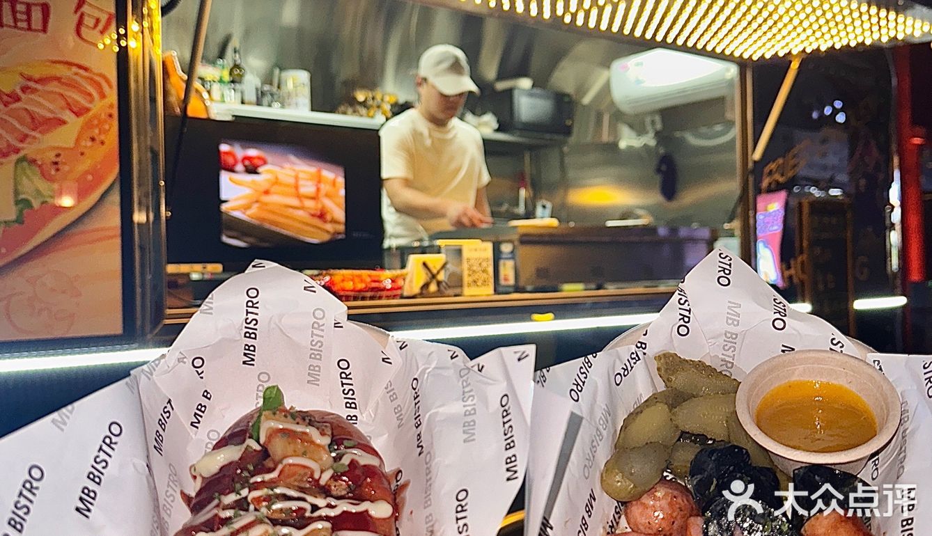 济南经三路!偶遇街头热狗🌭️餐车