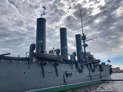 -阿芙乐尔号巡洋舰