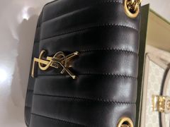 -星裳二手奢侈品回收鉴定(新华路店)