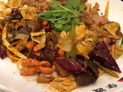 -拿渡·水煮鱼麻辣香锅(王府井奥莱·香江小镇店)