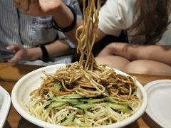 可可凉面-霄汉牛三鲜湖北砂锅菜(万松园2店)
