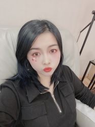 -爱小小美甲美学