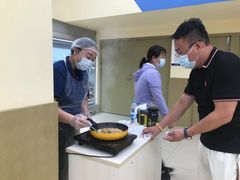 -盒马X会员店(王府井奥莱UP TOWN店)