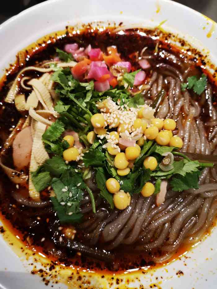 巴姑娘重庆酸辣粉(七宝万科广场店)-"在七宝万科b1楼里的大食代里面