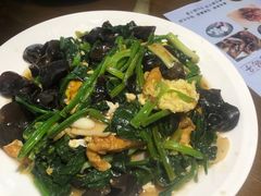 -东口码头·烧鸽子·鱼头泡饼·地方菜(金鹰悦城店)