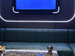 -圣地雅歌KTV(市府广场店)