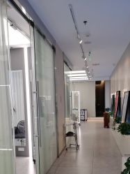 -PE SALON