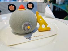 -Fridi Patisserie Cafe