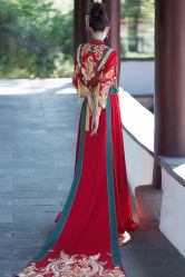 -艾米丽婚纱礼服