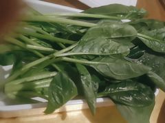 -左庭右院鲜牛肉火锅(金山万达店)