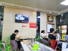 -江三王记牛杂馆(总店)