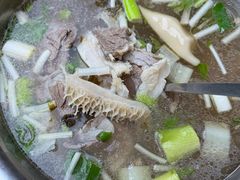 -黑竹沟新场牛肉火锅