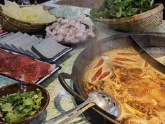 -鸿姐老火锅(疁城新天地店)