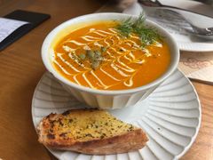 -Mark&Mars Restaurant