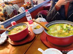 -周鱼小馆石锅酸菜鱼(活力汇店)