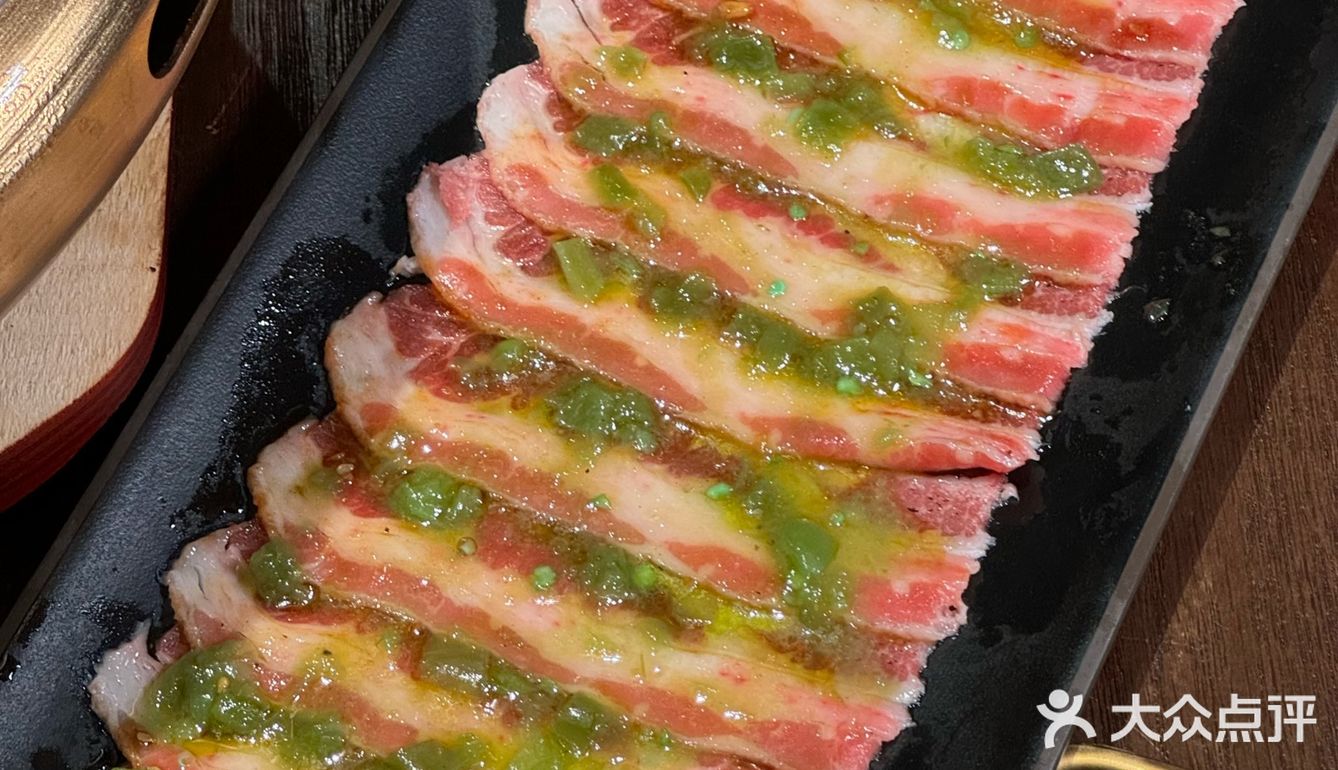 美味狂欢 | 洞穴烤肉的极致享受