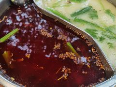 -肖肖酸萝卜鱼火锅(总店)
