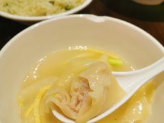 刀鱼馄饨-老半斋(福州路店)