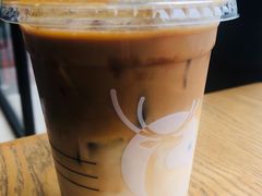 陨石拿铁-瑞幸咖啡(国际珠宝交易中心店)